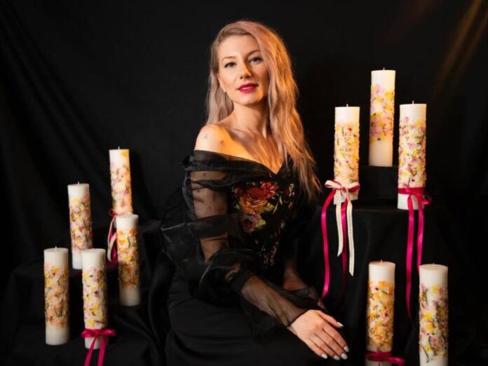Alexandra Bucălae - lumânări botanice unice pentru nuntă și botez