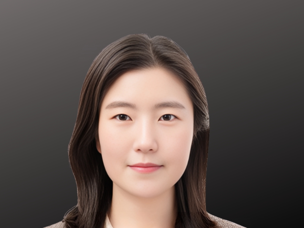 Lim Hee-young, Directorul aT Frankfurt