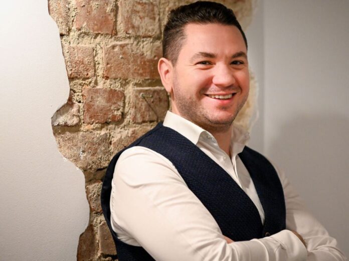 Cristi Chitu, Fondator Patiseria Tineretului