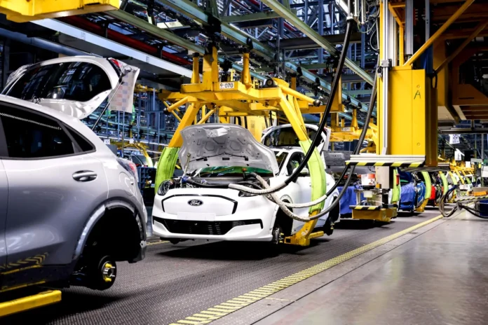 Ford introduce conducerea autonomă pe Puma și extinde autonomia versiunii electrice la Craiova