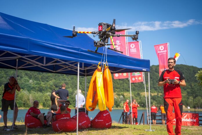 Vodafone dotează toate echipele Salvamont cu drone de intervenție Mavic 3T