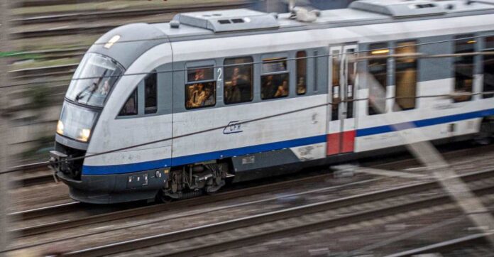 CFR semnează un contract de 2,11 miliarde lei pentru modernizarea liniei Craiova–Drobeta Turnu Severin–Caransebeș