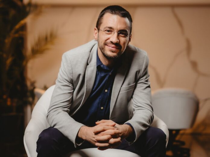 Darius Eneea Mârza, Fondator Wonderland