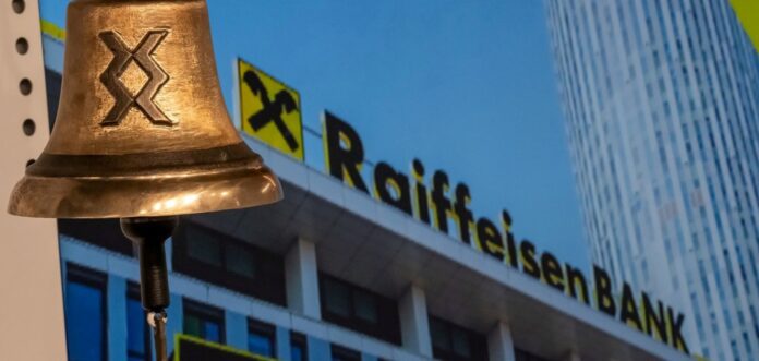 Raiffeisen Bank revine ca broker pe Bursa de Valori București