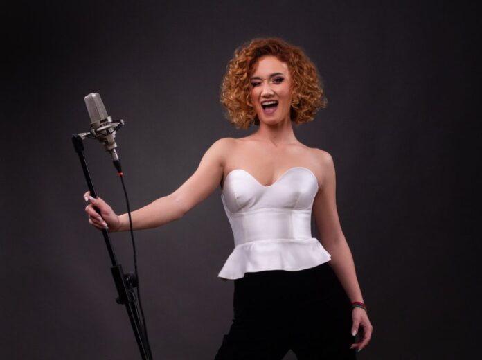 Alexandra Crăescu, artistă