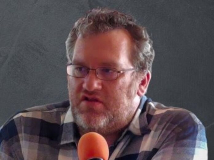 Daniel Neagoe-Bacanu, cofondator și manager de proiect al Asociației „Mereu pentru Europa”