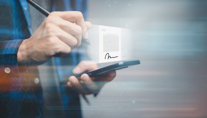 Semnătura electronică intră într-o nouă etapă: Ministerul Economiei anunță un calendar clar de implementare
