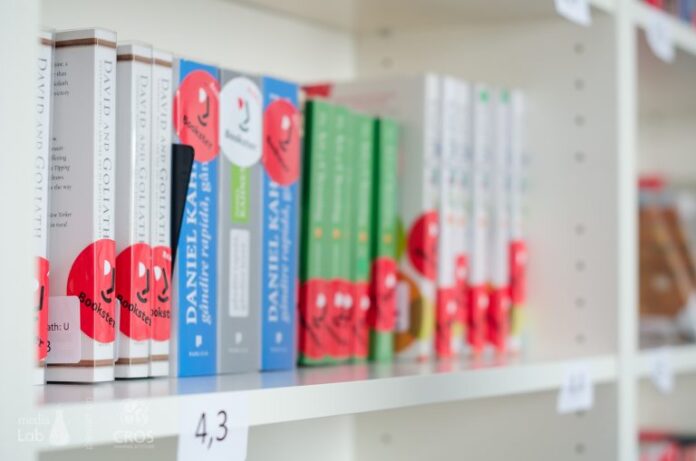 Bookster lansează PITCH: 200.000 de profesioniști primesc acces la idei semnate de laureați Nobel și lideri globali