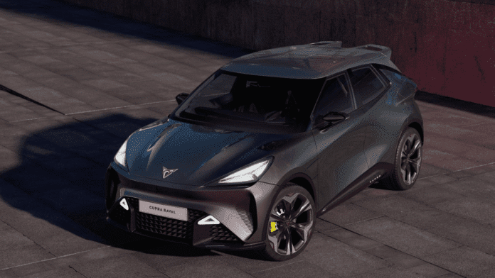 Noul Cupra Raval intră în linie dreaptă spre lansare. Autonomie, putere și preț pentru primul EV al mărcii produs în Spania