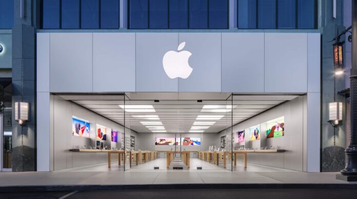 Apple ar putea prezenta primul iPhone pliabil în septembrie, cu lansare pe piață programată pentru finalul anului