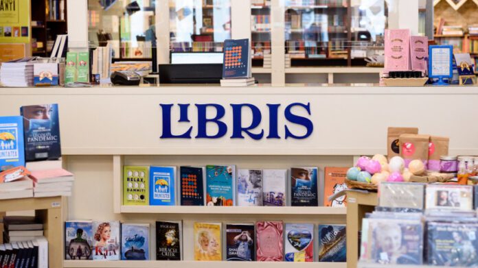 Libris lansează Cotor, primul asistent AI care recomandă cărți cititorilor din România