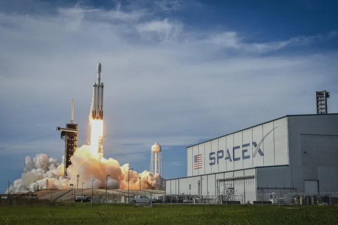 SpaceX pregătește o IPO record, cu accent pe investitorii de retail