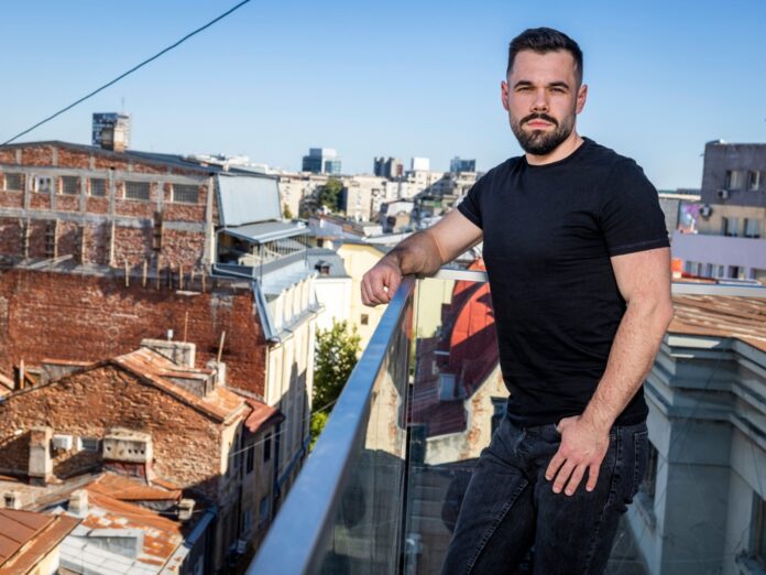 Alex Stanciu, Fondator Briedo